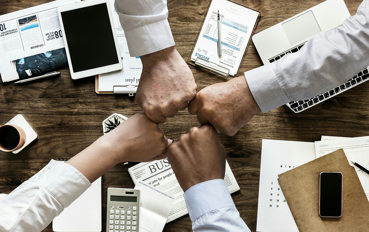 apprenez les meilleures techniques de gestion des conflits pour améliorer la communication, résoudre les disputes efficacement et renforcer les relations professionnelles et personnelles.